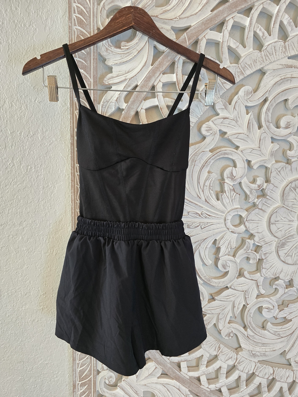 Victoria' Secret Pink XS Black Ultimate Runsie Athletic Running One piece Romper - Picture 3 of 10